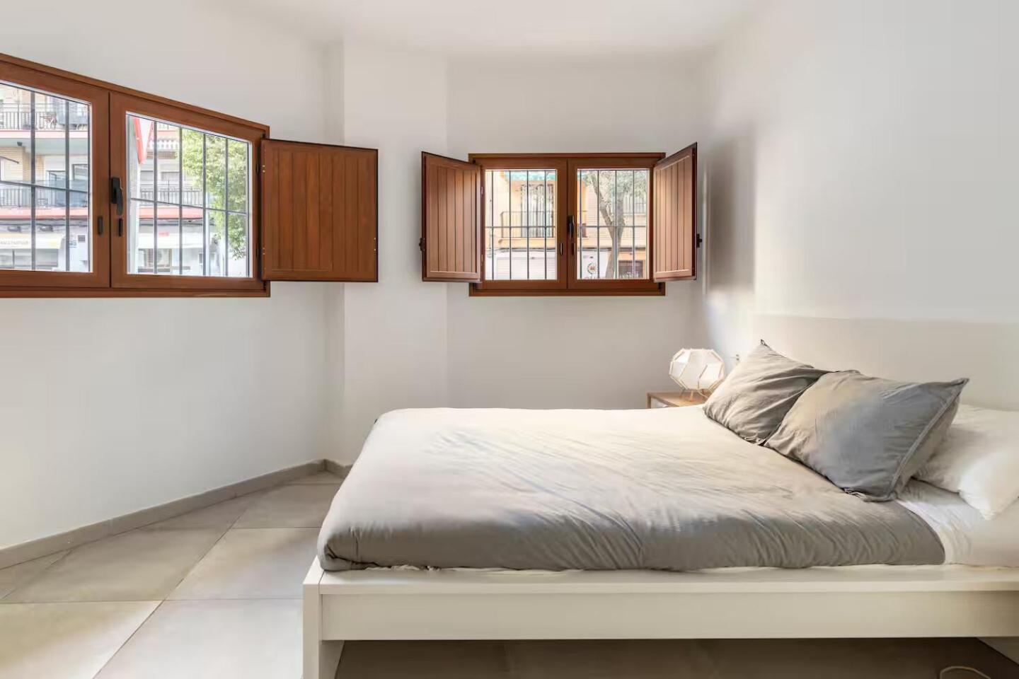Vivienda Junto A Ruzafa - 12 Pax Y Mas Apartment Valencia Luaran gambar