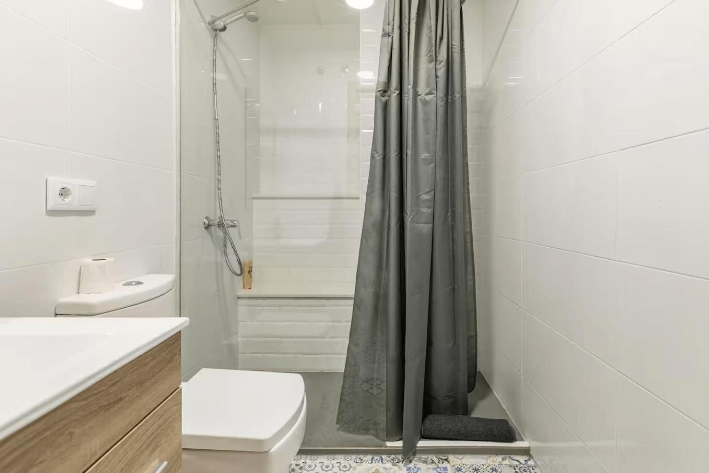 Vivienda Junto A Ruzafa - 12 Pax Y Mas Apartment Valencia Luaran gambar