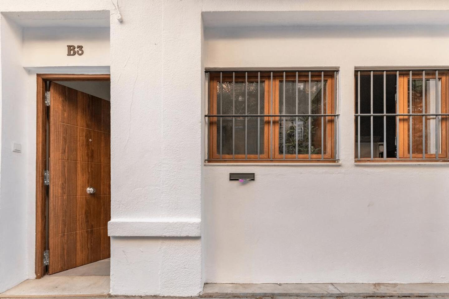 Vivienda Junto A Ruzafa - 12 Pax Y Mas Apartment Valencia Luaran gambar